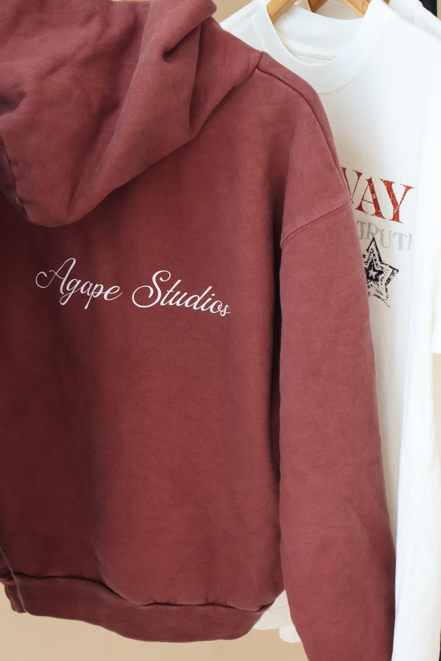 "GAIN THE WORLD" HOODIE
