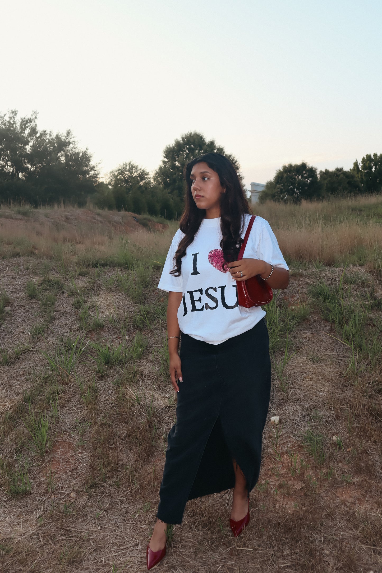 "I love Jesus" Tee